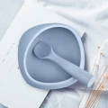 Mombella Miseczka z przyssawką light blue 002.jpg