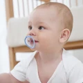Mombella Silikonowy smoczek uspokajający Ice Blue 005.png